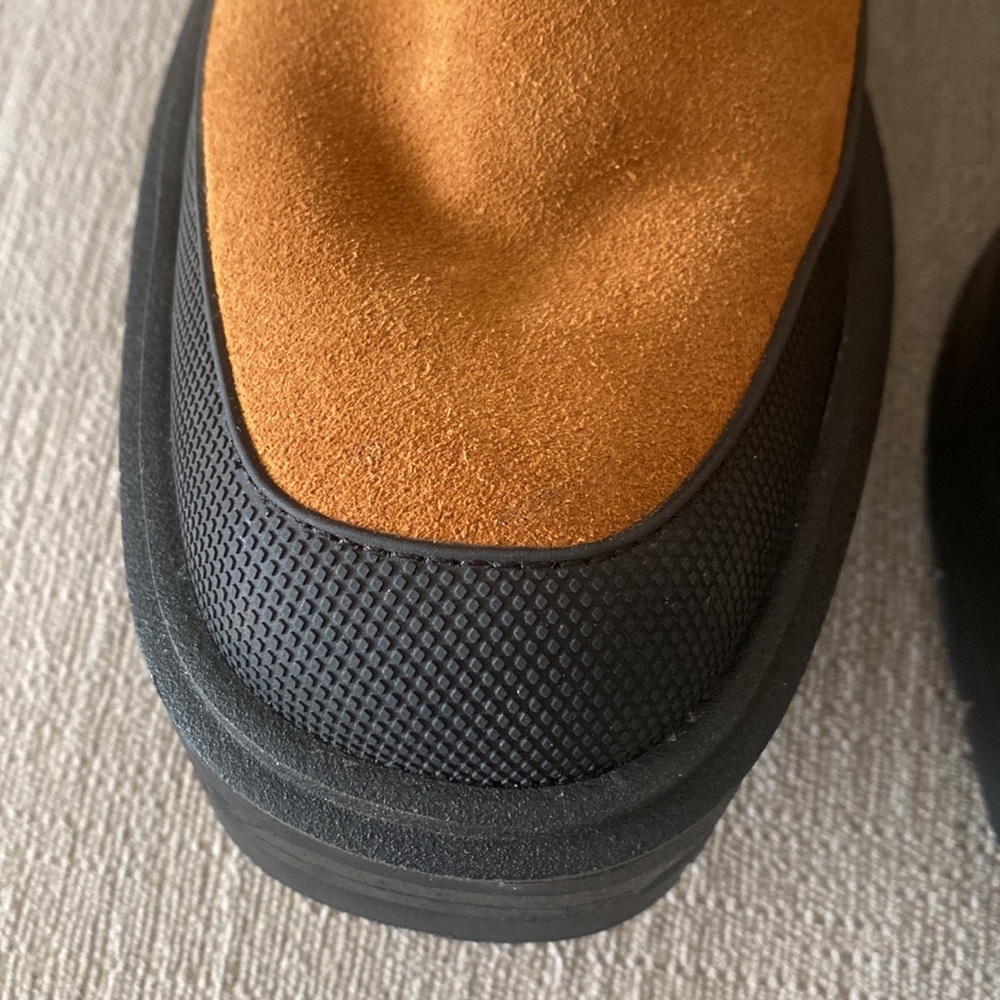 Sam Edelman NEW Lug Sole Suede Chelsea Camel Boot Sz 9 1/2 Gorgeous Boot!!! - Picture 12 of 14